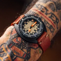 Darlington | Handmade Two Stitch Diablo Orange Leather Strap | TS.DIA.OR