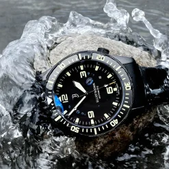 ELLIOT BROWN – Holton Automatic Black Dial Watch 101-A10-R06