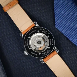 MÜHLE-GLASHÜTTE – Teutonia II Small Second M1-33-42-LB