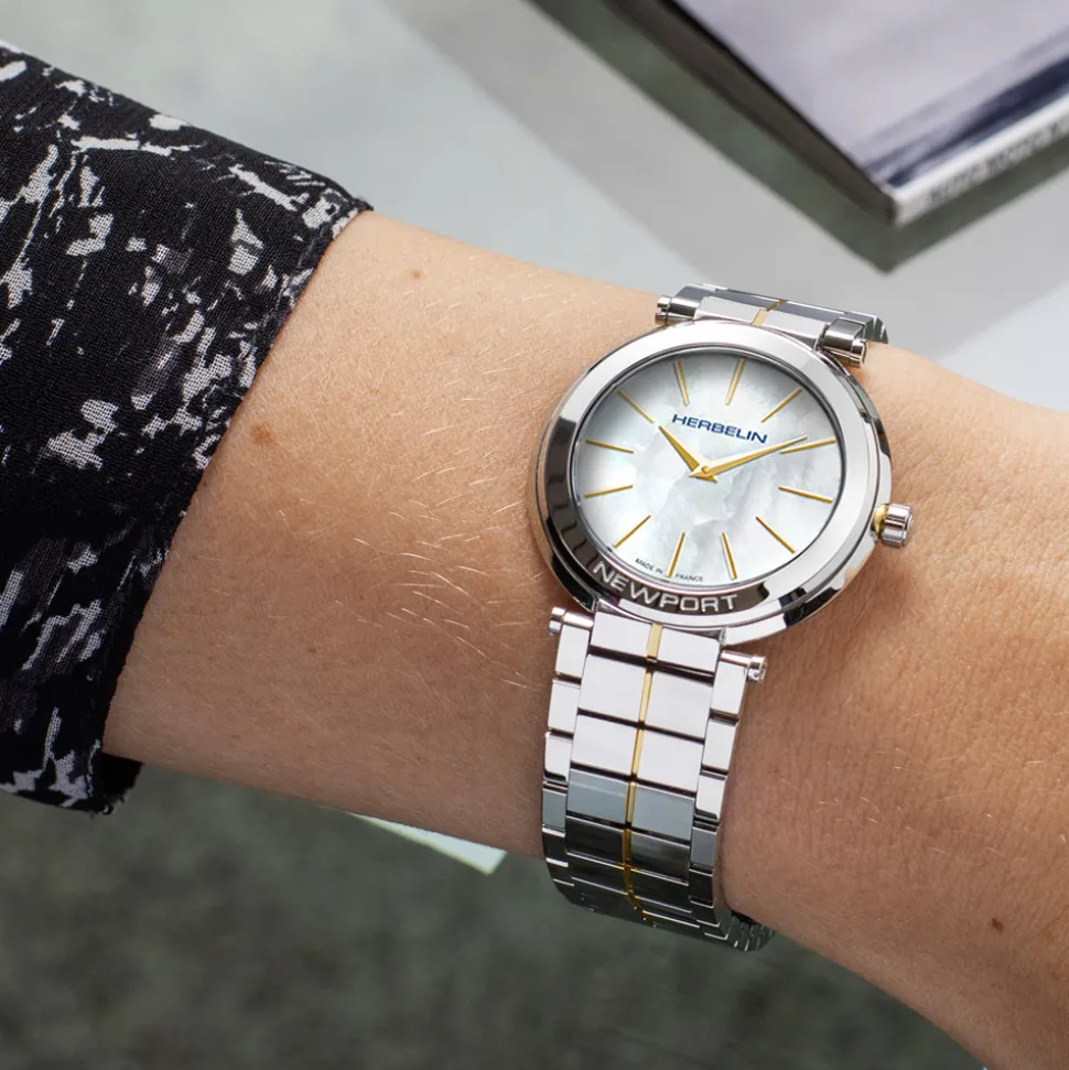 MICHEL HERBELIN – Newport Slim White Dial Bracelet Watch 16922/BT19