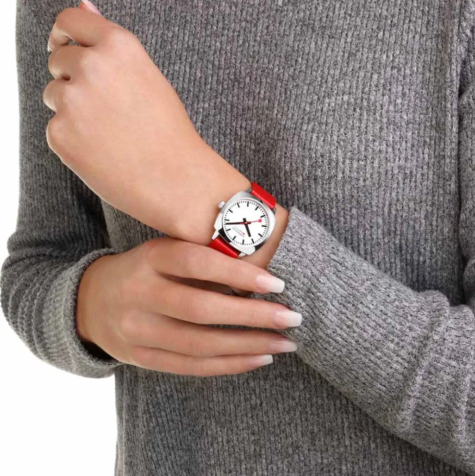 Mondaine | Petite Cushion 31mm Red Vegan Leather | MSL.31110.LCV