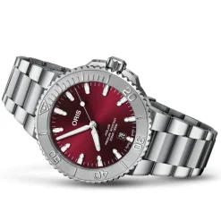 ORIS – Aquis Date Relief Bezel Red Dial Watch 01 733 7766 4158-07 8 22 05PEB