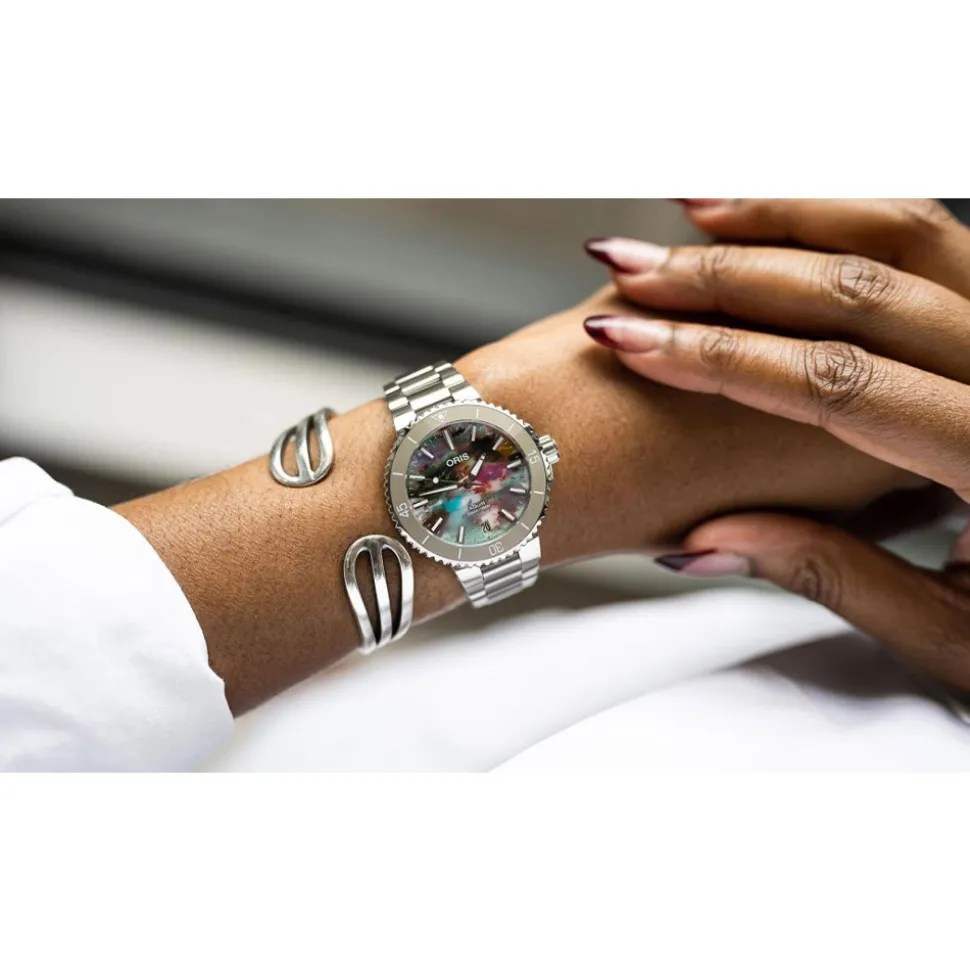 Oris | Aquis Date Upcycle 36.5mm Watch | 01 733 7770 4150-SET