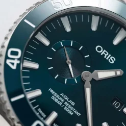 Oris | Aquis Small Seconds Date | 01 743 7733 4155-07 4 24 69EB