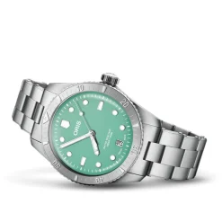 Oris | Diver’s Sixty-Five Bracelet ‘Cotton Candy’ Green | 01 733 7771 4057-07 8 19 18