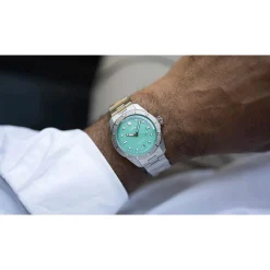 Oris | Diver’s Sixty-Five Bracelet ‘Cotton Candy’ Green | 01 733 7771 4057-07 8 19 18
