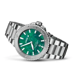 Oris | Oris X Bracenet Aquis 43.5mm Watch | 01 733 7730 4137-07 8 24 05PEB