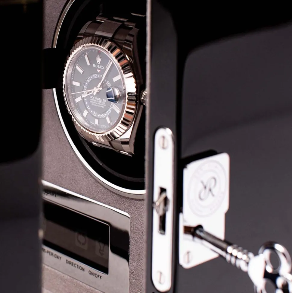 RAPPORT – Formula Duo Watch Winder Black Carbon Fibre W562