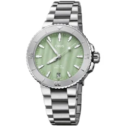 Oris | Aquis Date Seafoam Green 36.5mm | 01 733 7770 4157-07 8 18 05P