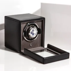 WOLF – Cub Black Pebble Watch Winder With Cover 461103